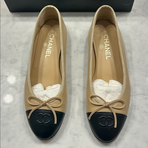 Chanel ballerina flats - Picture 2 of 15